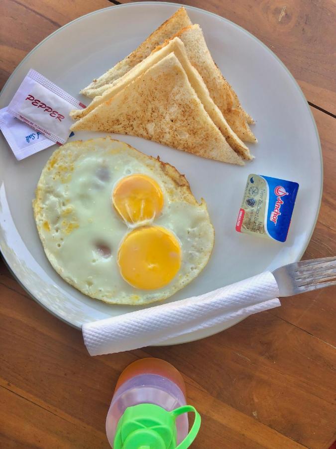 Blue Moon Meno Otel Gili Meno Dış mekan fotoğraf