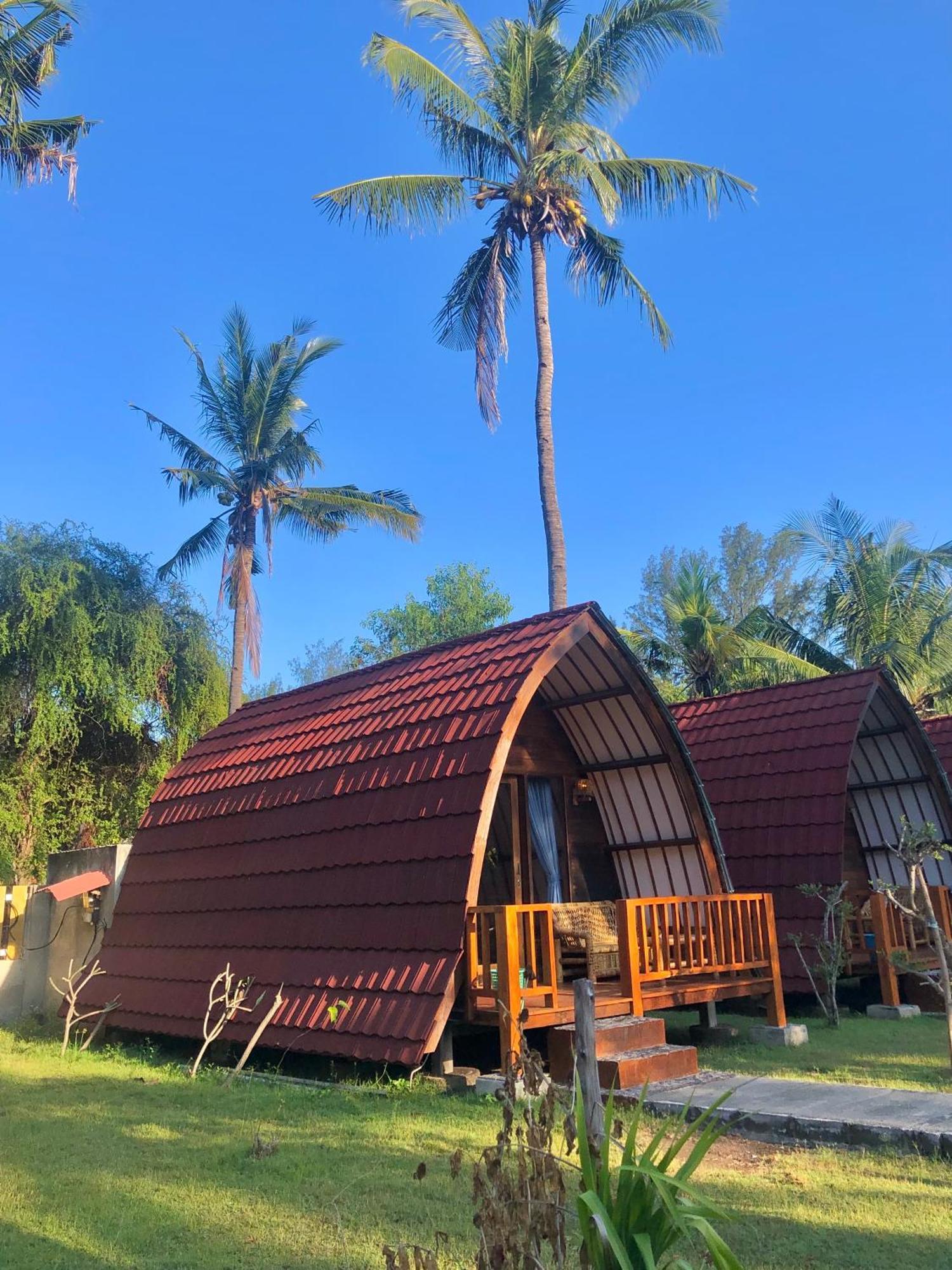 Blue Moon Meno Otel Gili Meno Dış mekan fotoğraf