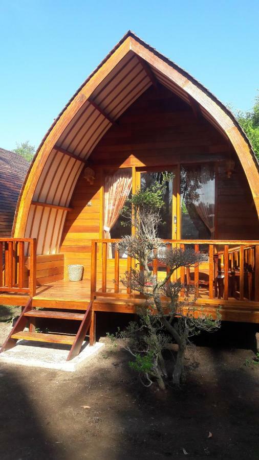 Blue Moon Meno Otel Gili Meno Dış mekan fotoğraf