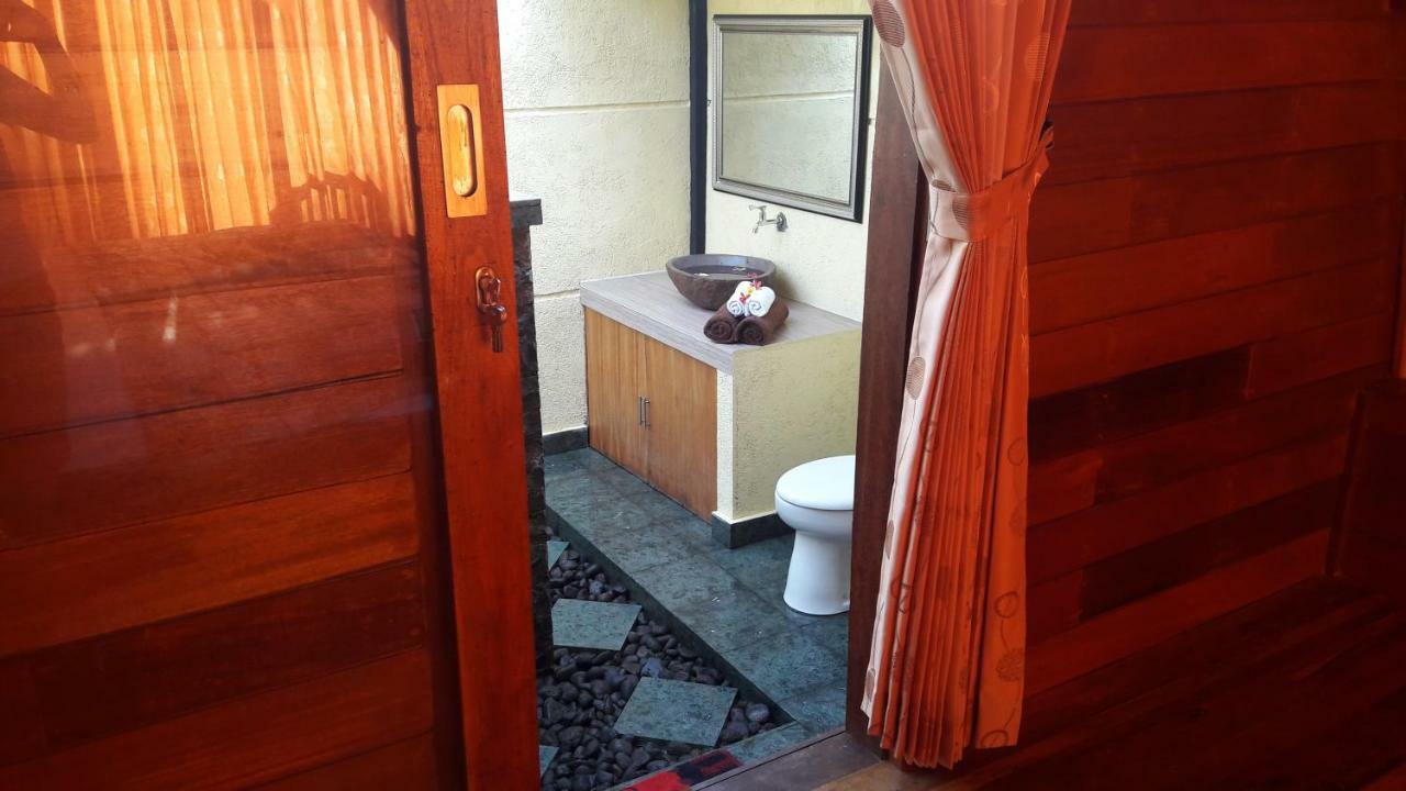 Blue Moon Meno Otel Gili Meno Dış mekan fotoğraf