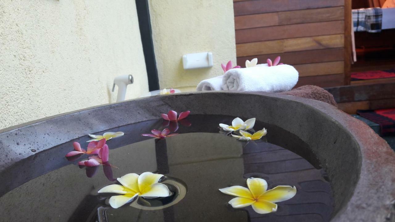 Blue Moon Meno Otel Gili Meno Dış mekan fotoğraf
